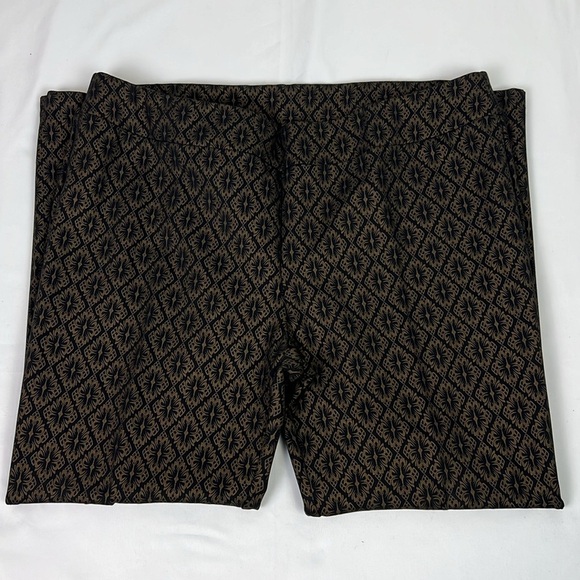 Soft Surroundings Women’s 2X Damask Pull-On Stretch Straight Leg Pant - Picture 2 of 9